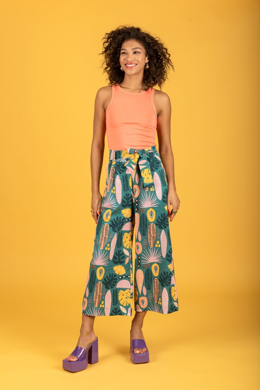 Dolores Pants (Green) love.sinnefo.cloud