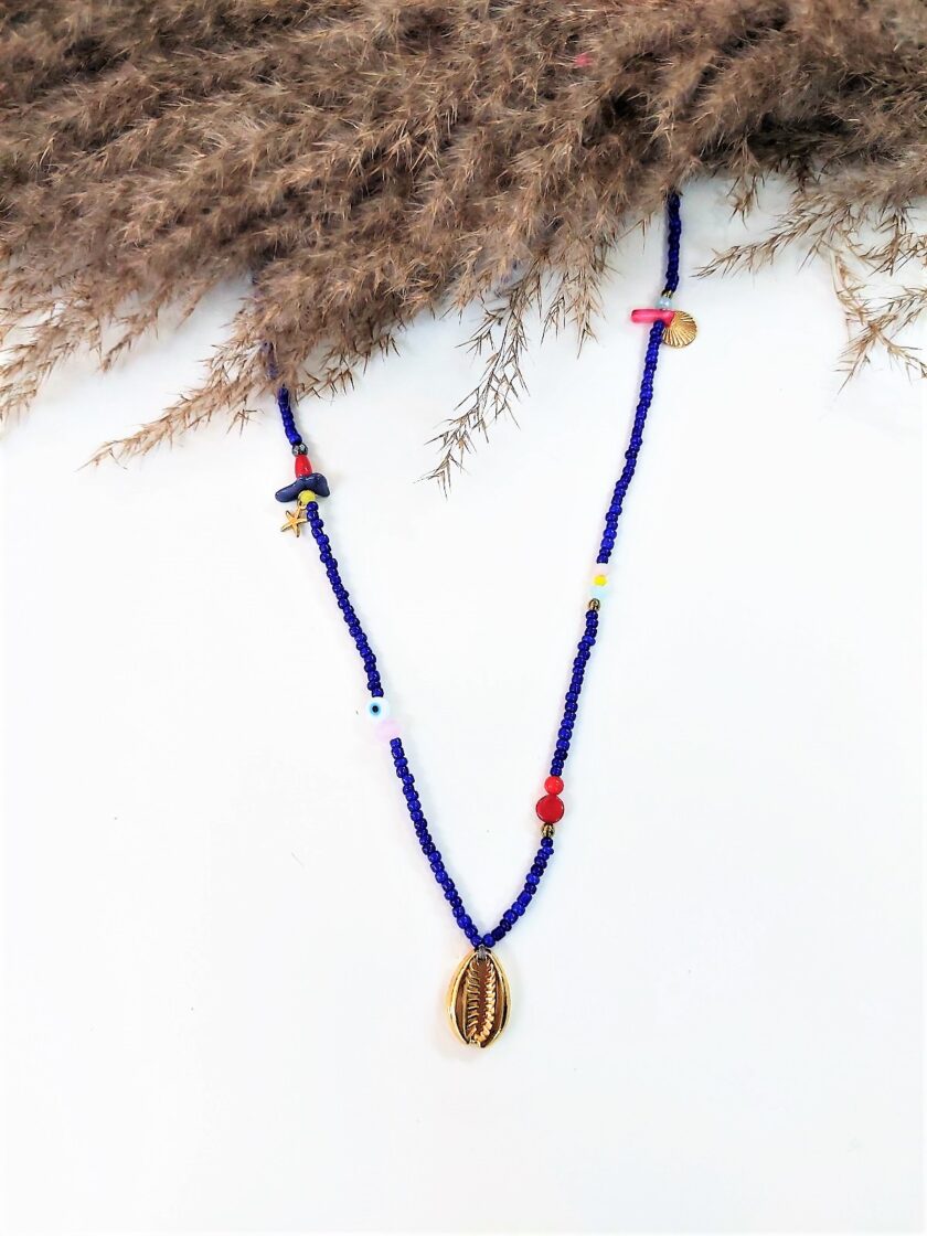 κολιε Blue and white necklaces love.sinnefo.cloud