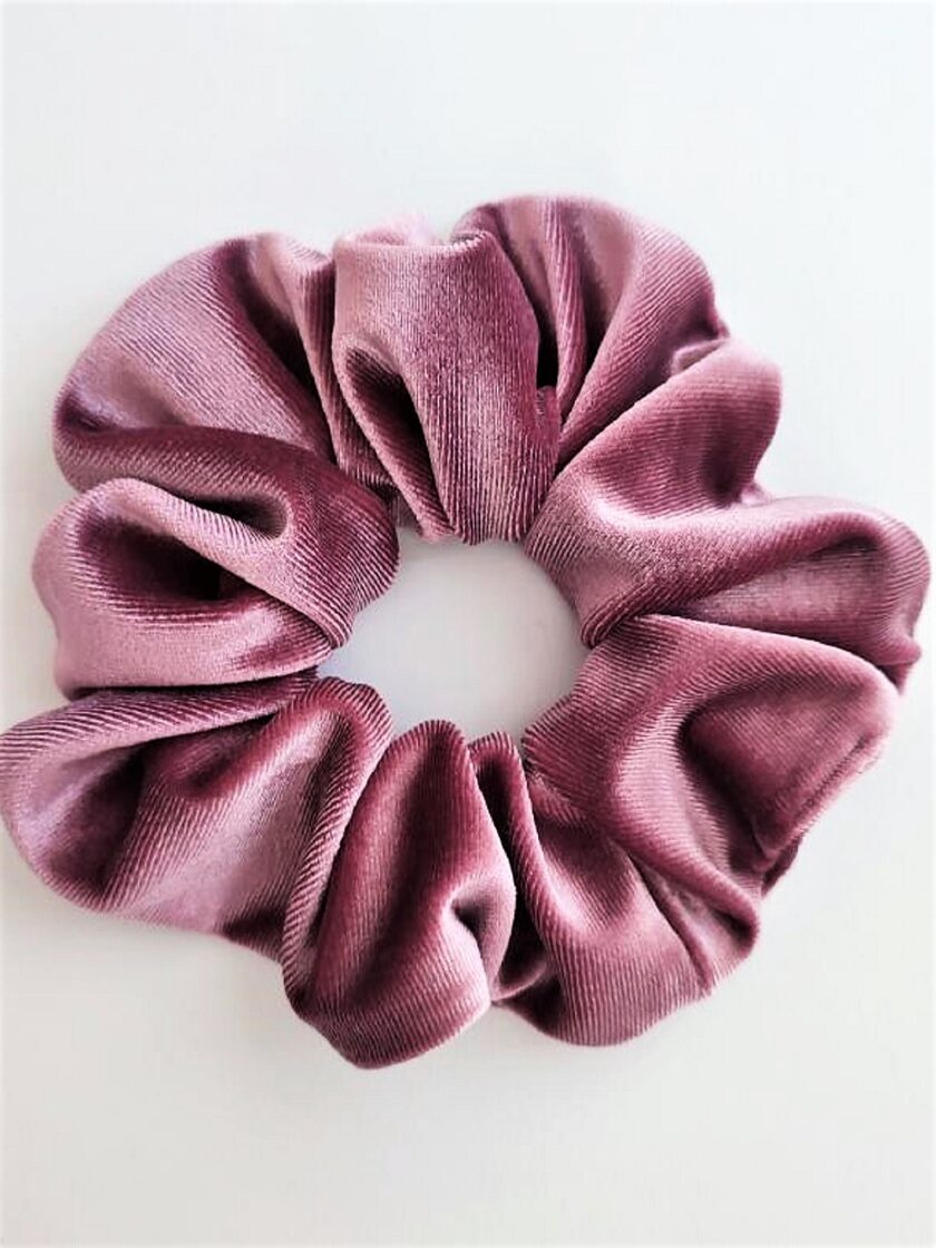 scrunchie love.sinnefo.cloud