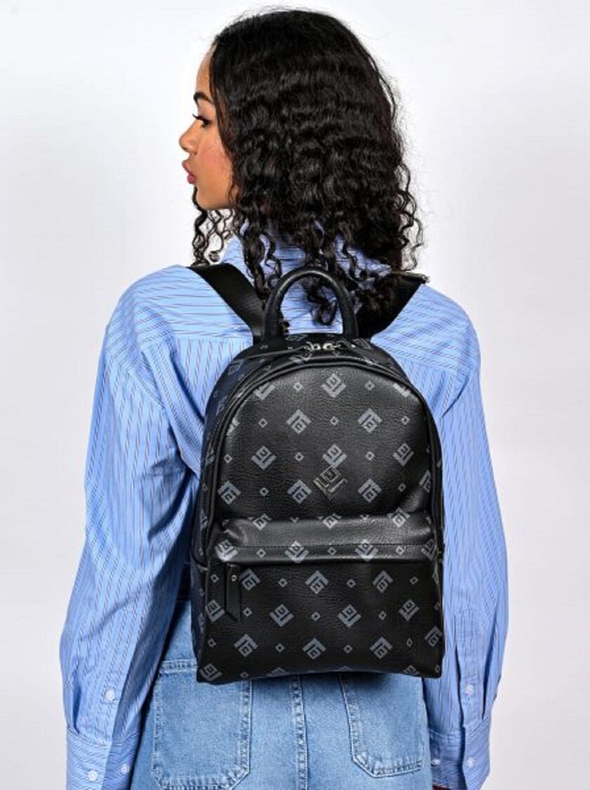Ersi Small Signature Bag (Small) love.sinnefo.cloud