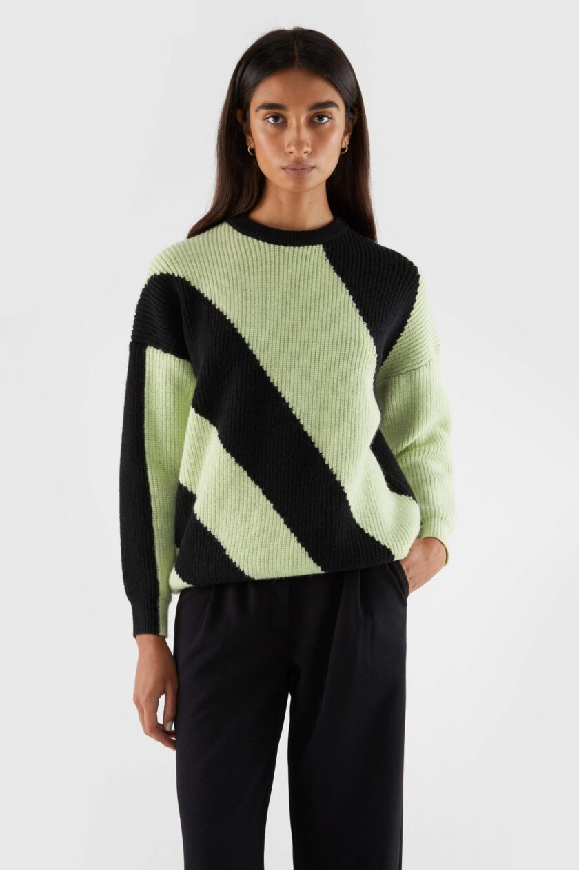 Green two-tone knit sweater love.sinnefo.cloud