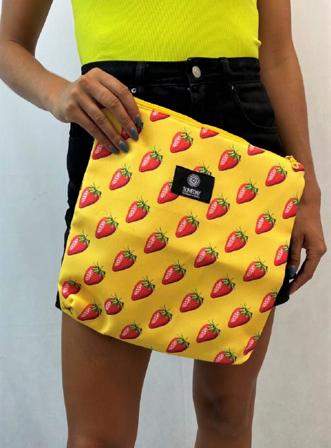 Yellow Straberry Print Beach Necessaire love.sinnefo.cloud