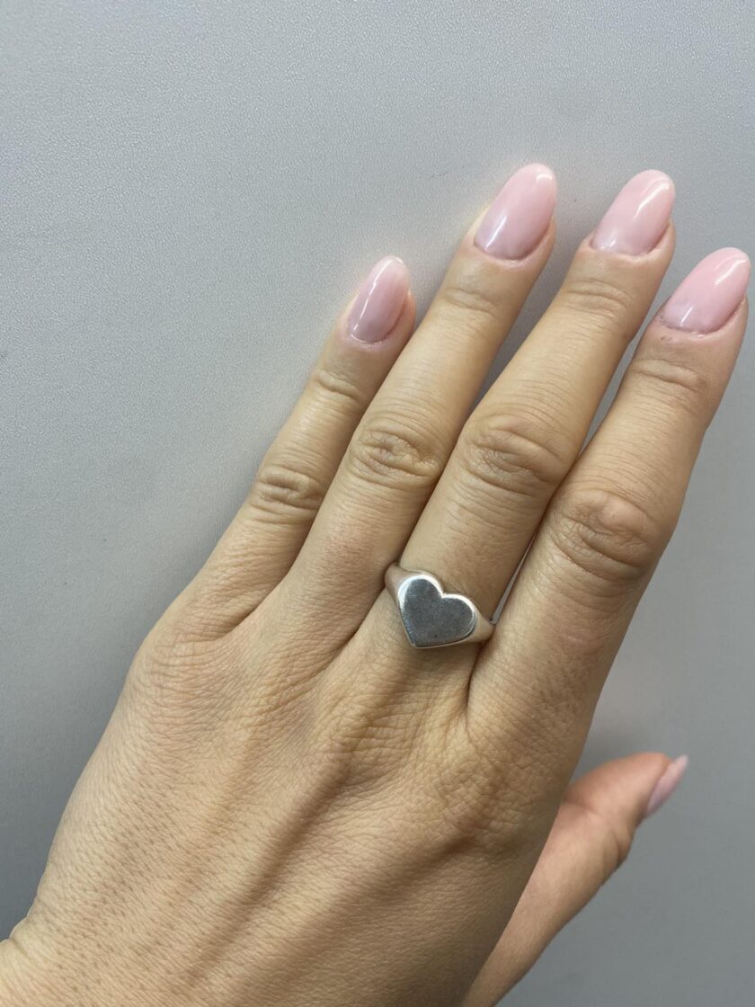 Heartbeat Rings love.sinnefo.cloud