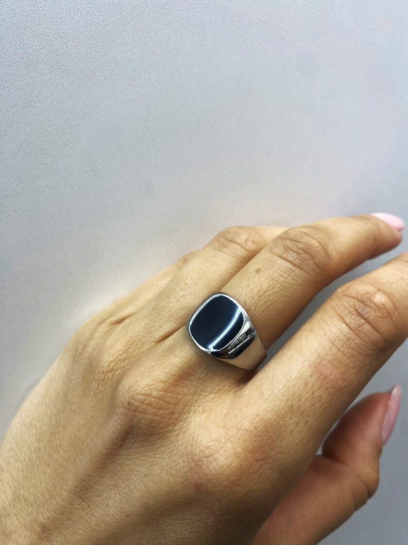 Statement Ring (Black) love.sinnefo.cloud
