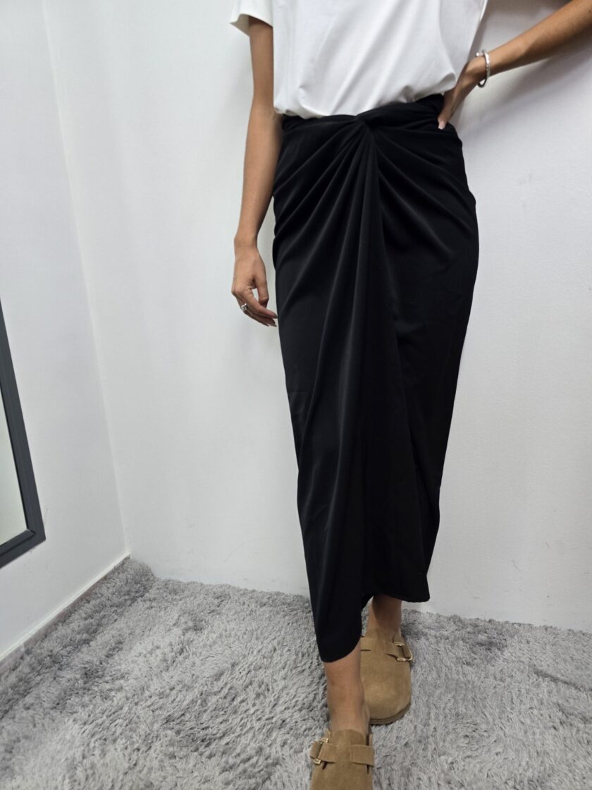 Polymorphic Satin Skirt (Black) love.sinnefo.cloud