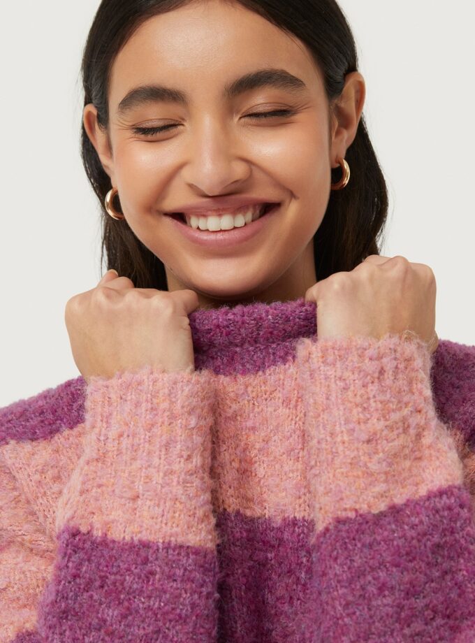 Purple striped fluffy knit sweater lovebyhands.gr