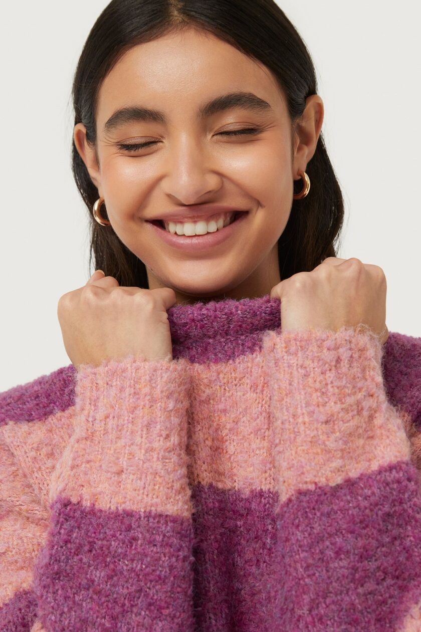 Purple striped fluffy knit sweater lovebyhands.gr