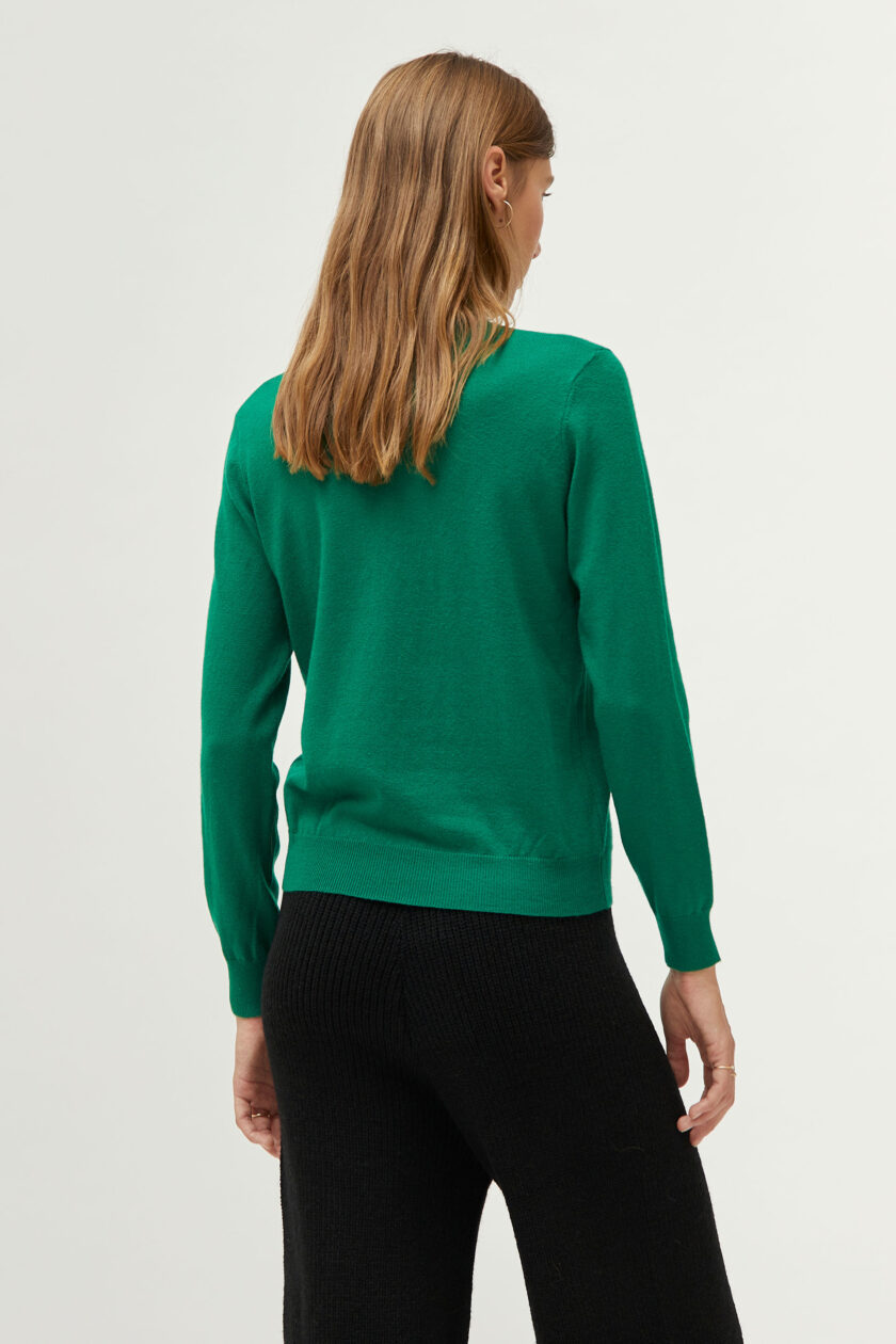 Green turtleneck sweater lovebyhands.gr