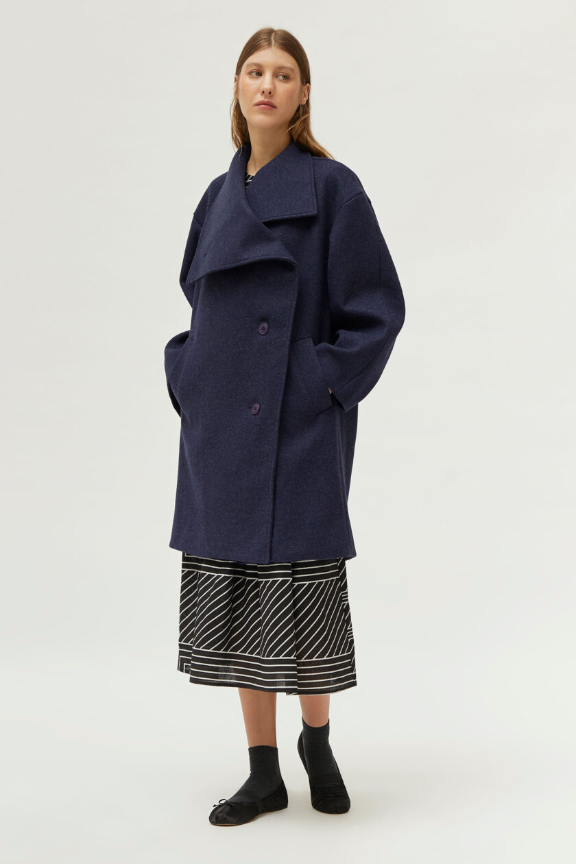 Navy blue turtleneck coat lovebyhands.gr