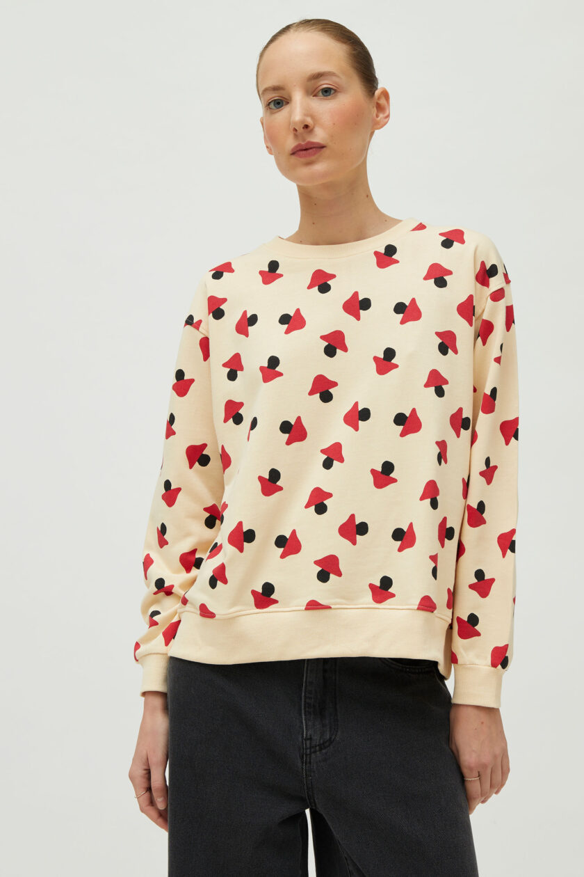 Beige mushroom print sweatshirt lovebyhands.gr