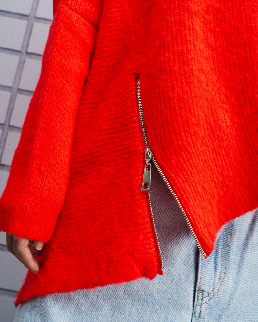 Relaxed fluffy V neck zipper sweater lovebyhands.gr