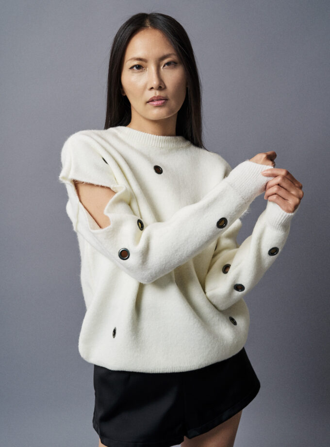 Rock knit sweater with metal holes lovebyhands.gr