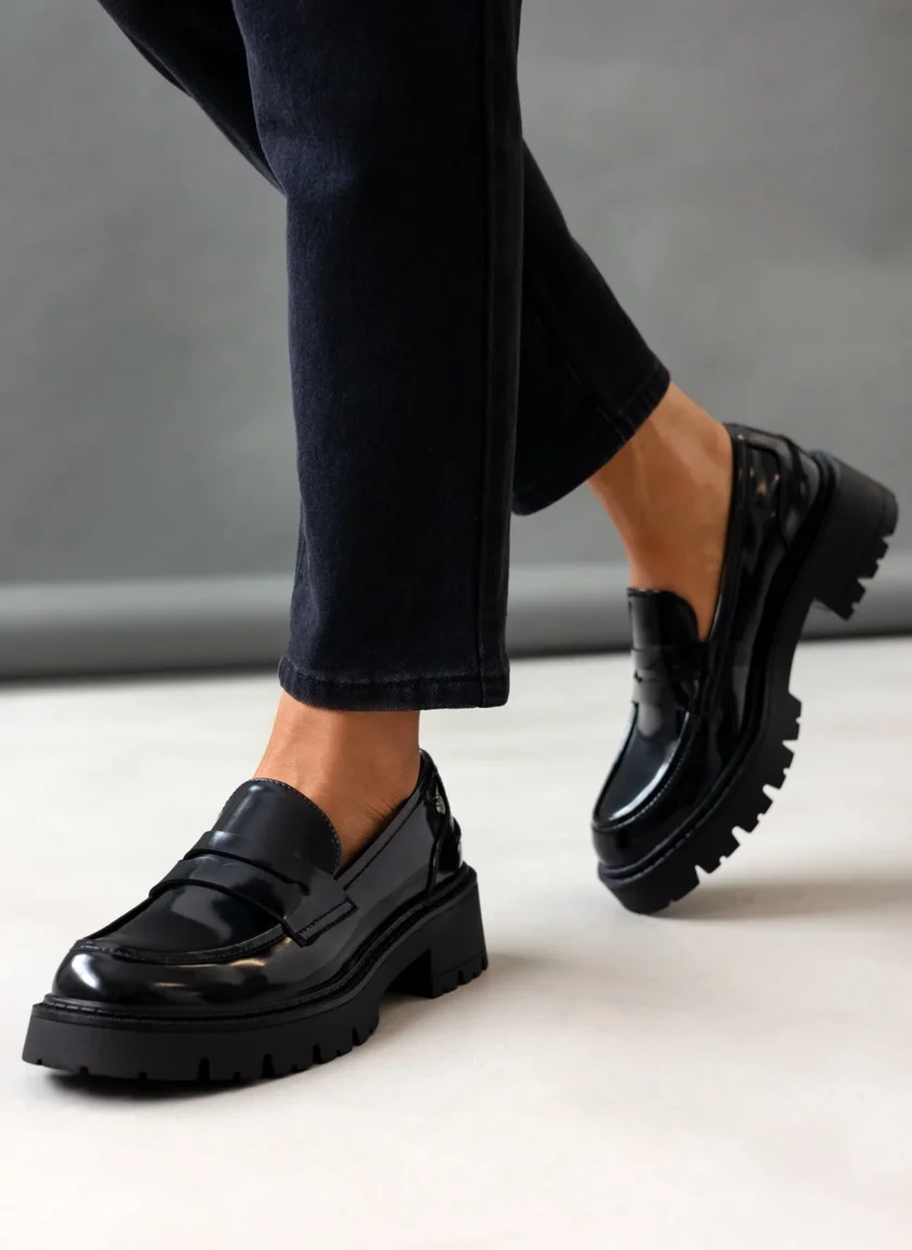Shiny Loafers lovebyhands.gr