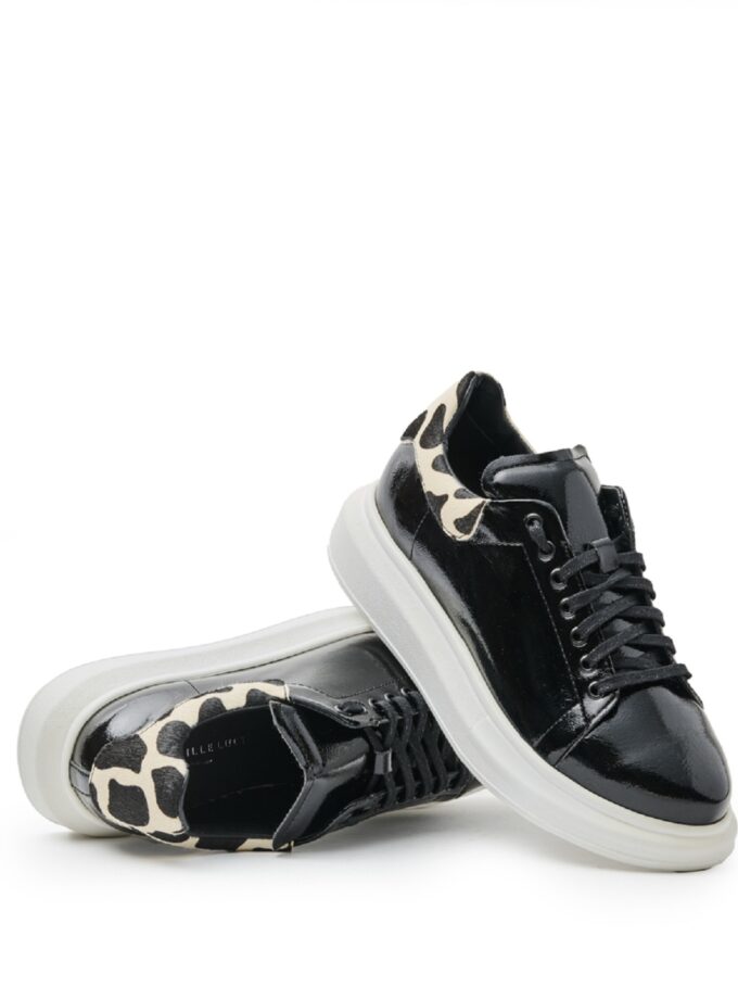 Zebra Sneakers lovebyhands.gr