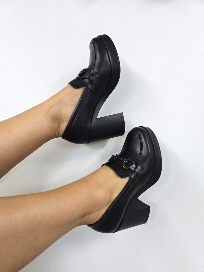 Erietta Loafers lovebyhands.gr