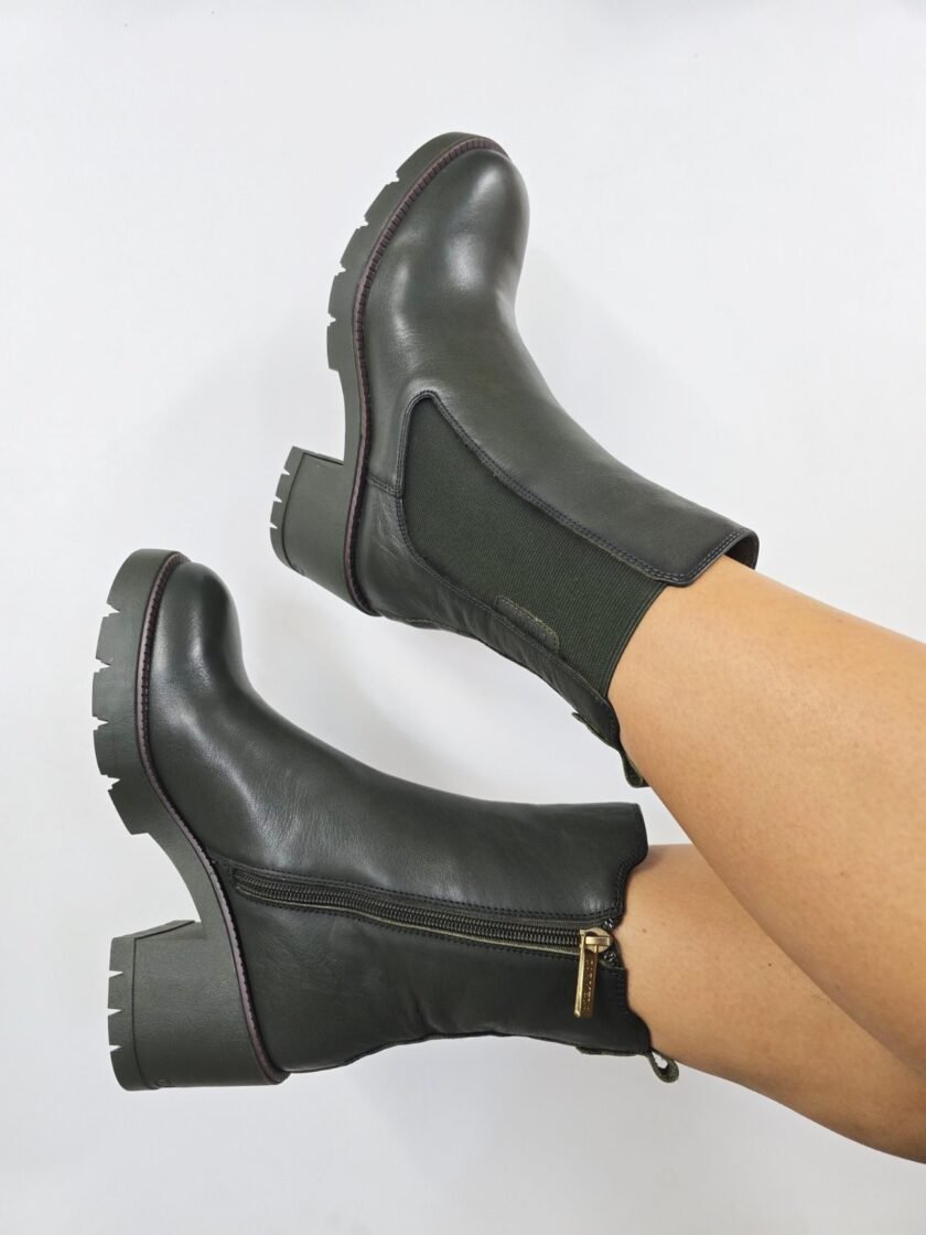 Olive Boots lovebyhands.gr