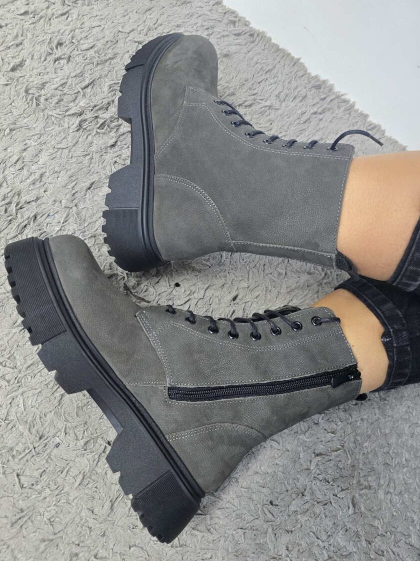 Dominiki Boots lovebyhands.gr