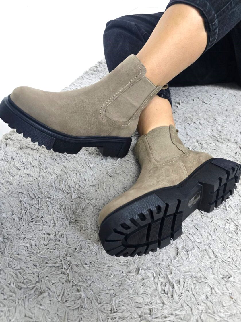 Anastasia Boots lovebyhands.gr