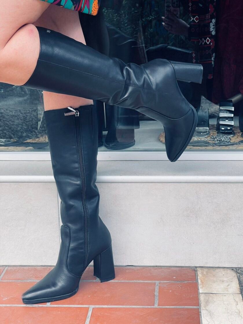 Diana Boots lovebyhands.gr