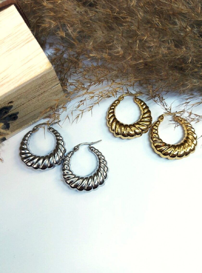 Elvira Hoops lovebyhands.gr