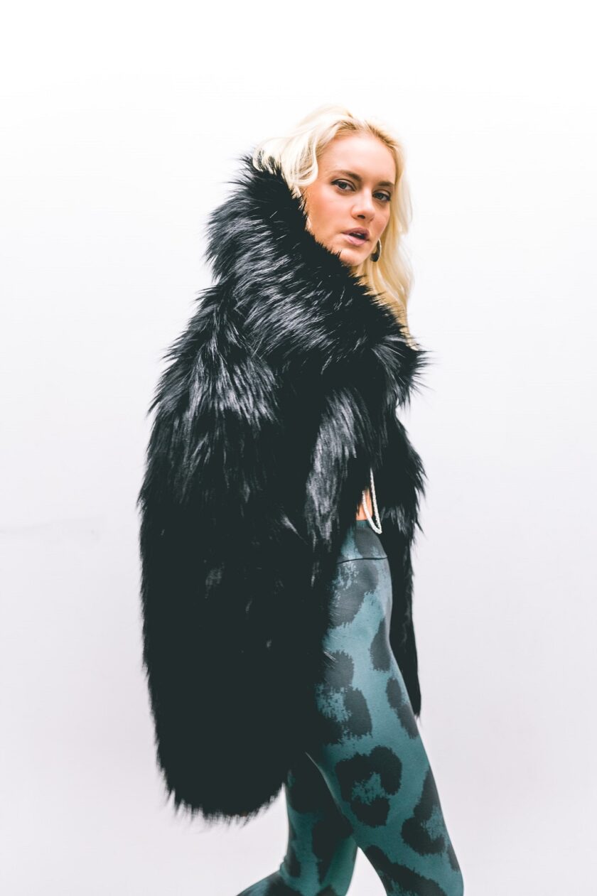The Fur lovebyhands.gr