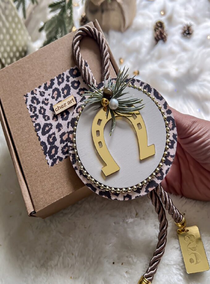 Luckycharm Πέταλο – Beige lovebyhands.gr