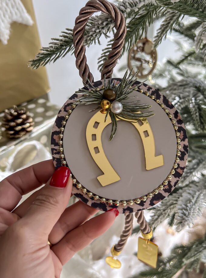 Luckycharm Πέταλο – Beige lovebyhands.gr