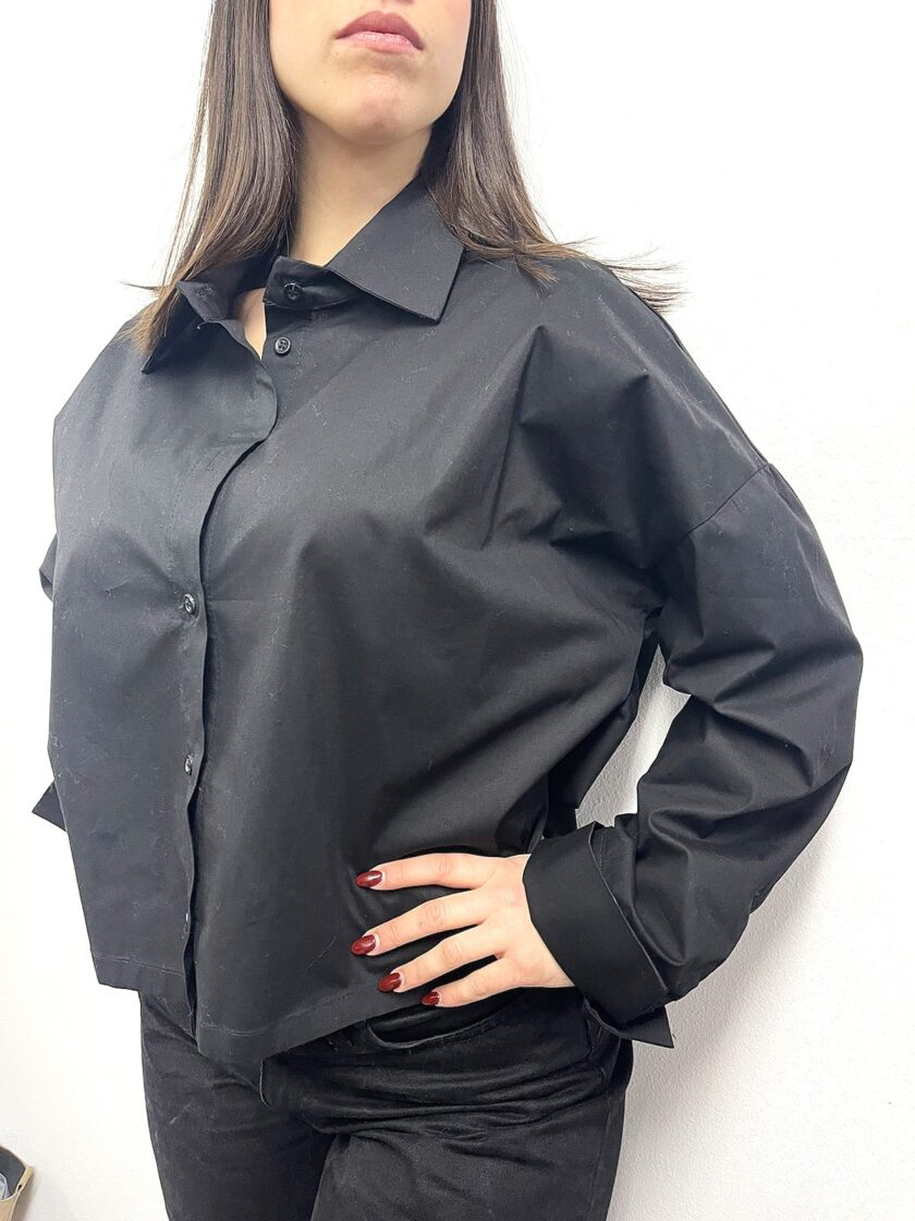 Basic Shirt – Μαύρο lovebyhands.gr