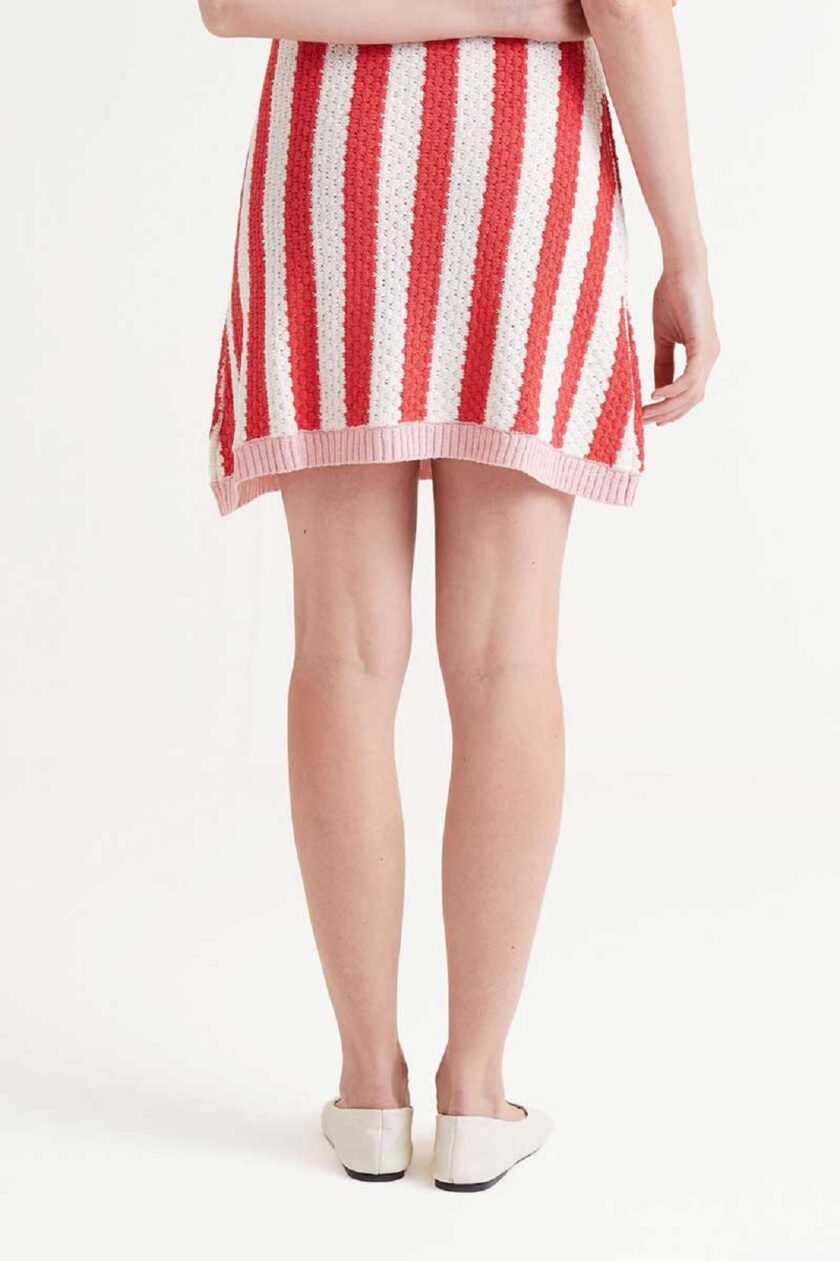 Short skirt with red stripes lovebyhands.gr