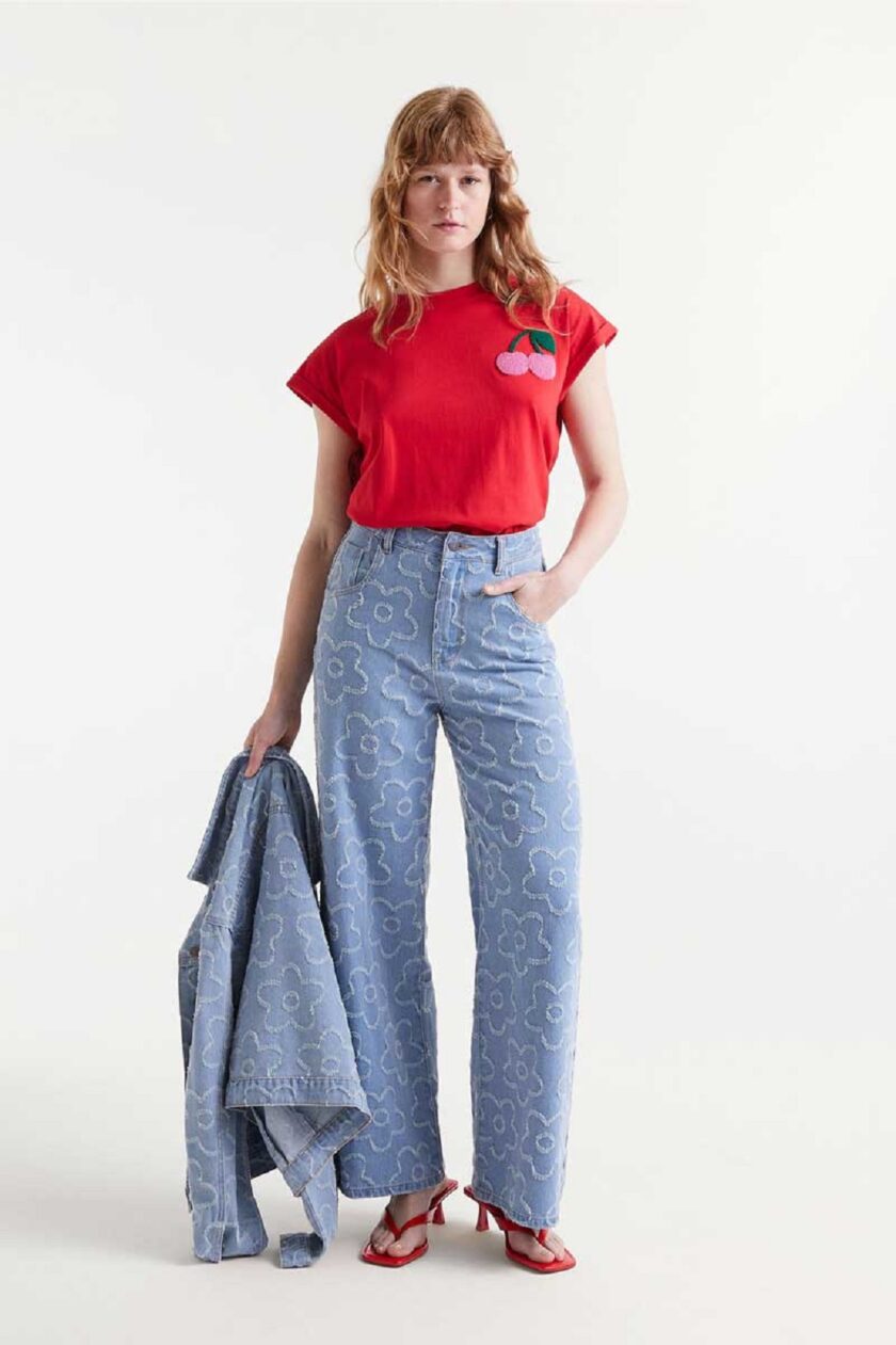 Denim jeans with woven flowers lovebyhands.gr