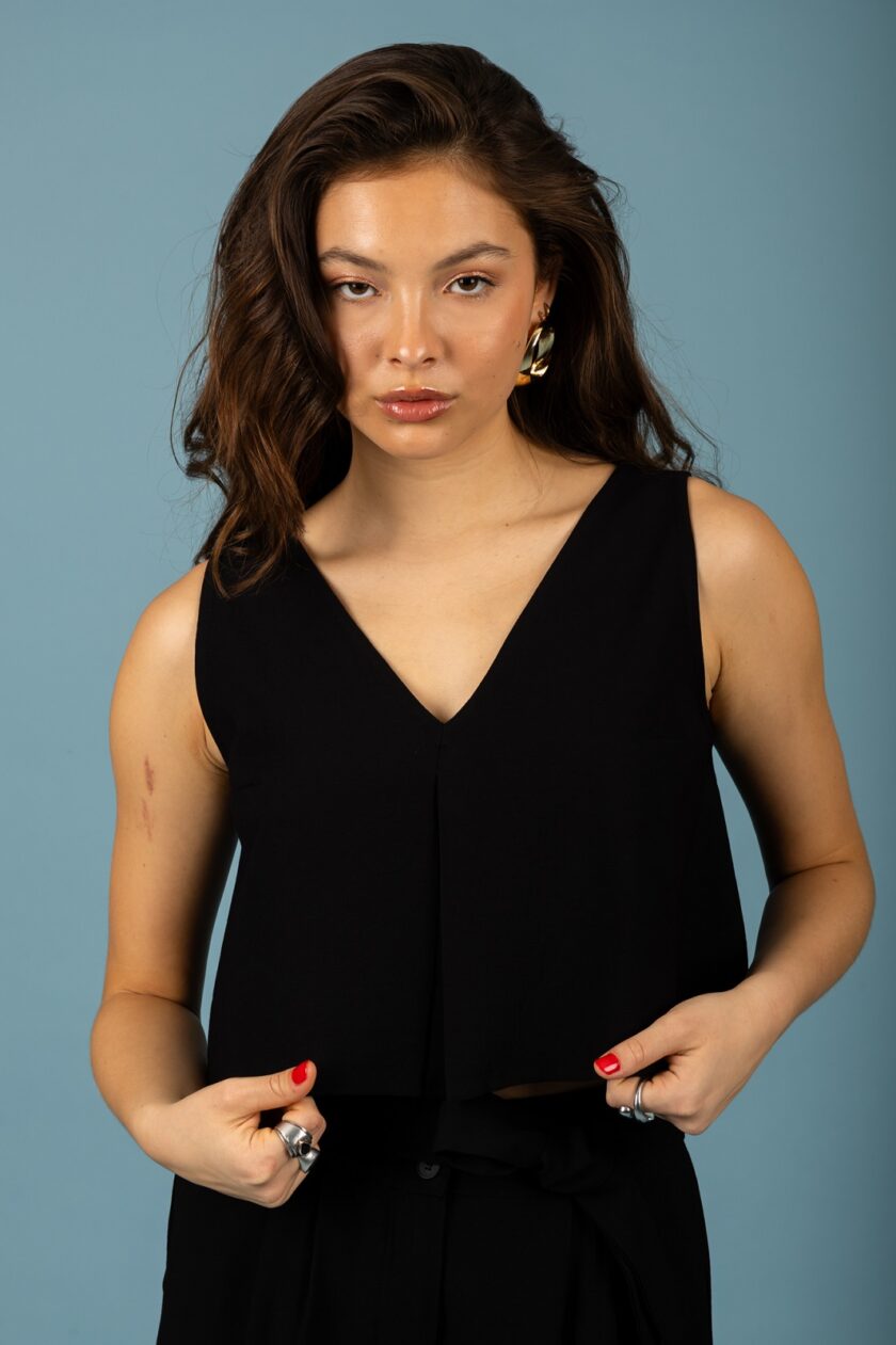 Ethan crop top - Black lovebyhands.gr