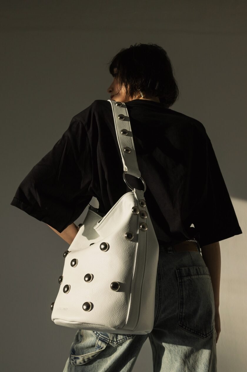Sandra Bucketbag - White Studs lovebyhands.gr
