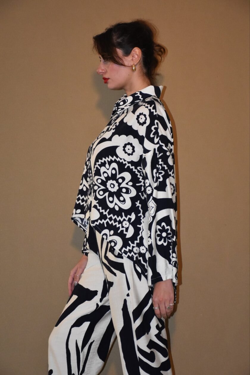 Bold Print Shirt - Dark Blue lovebyhands.gr