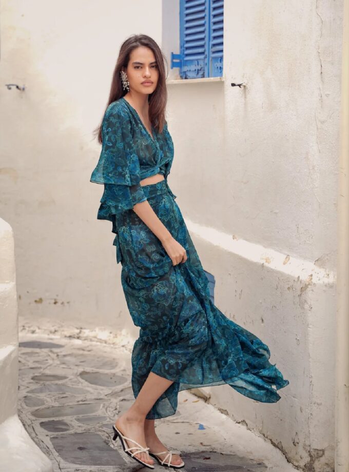 Teal Elegance Wrap Top lovebyhands.gr