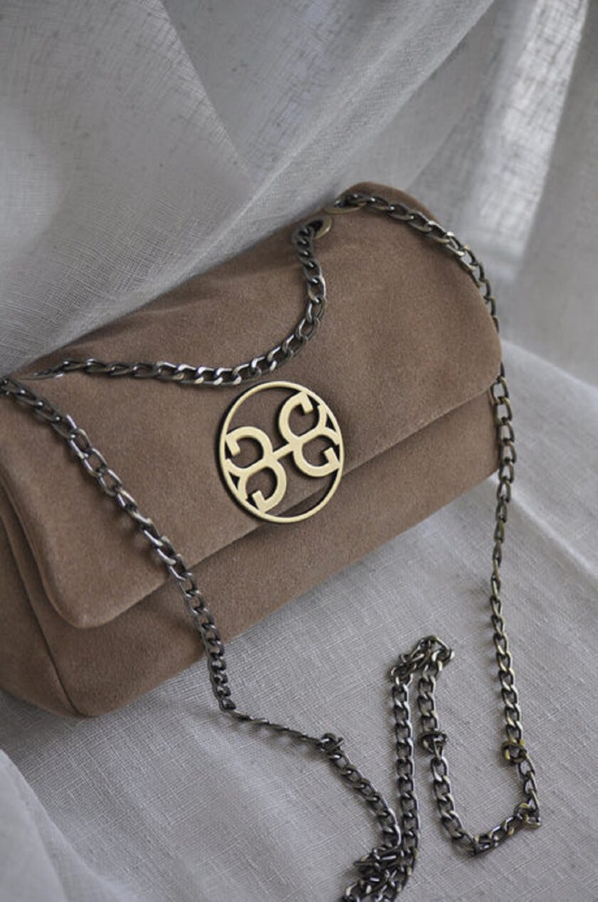 Carla - Mocca Suede lovebyhands.gr