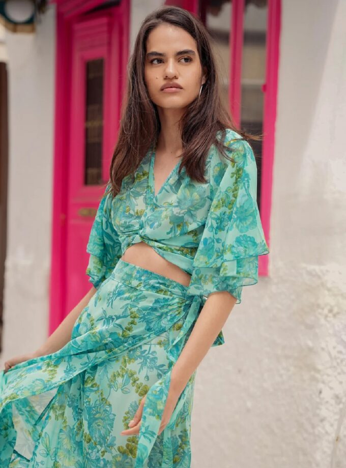Botanical Breeze Wrap Top lovebyhands.gr