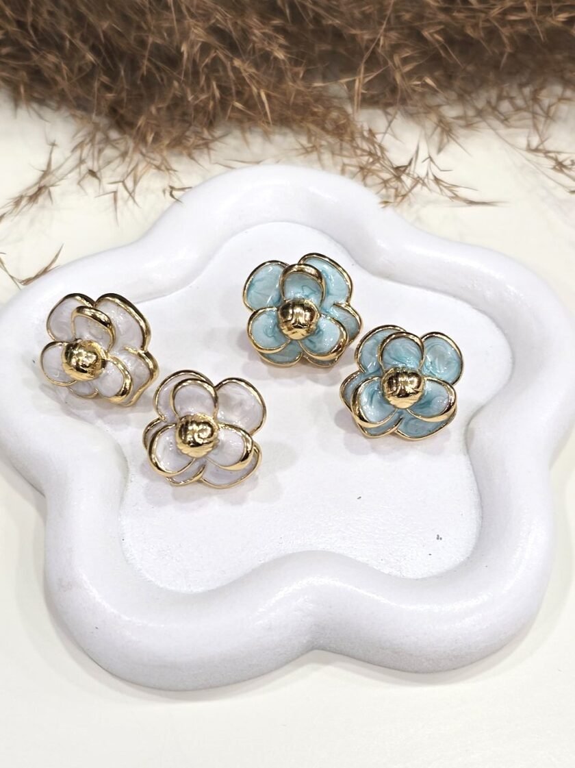 Belinda Earrings - White and Blue lovebyhands.gr