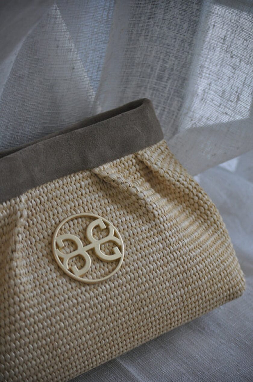 Kiss Raffia Pouch - Mocca lovebyhands.gr