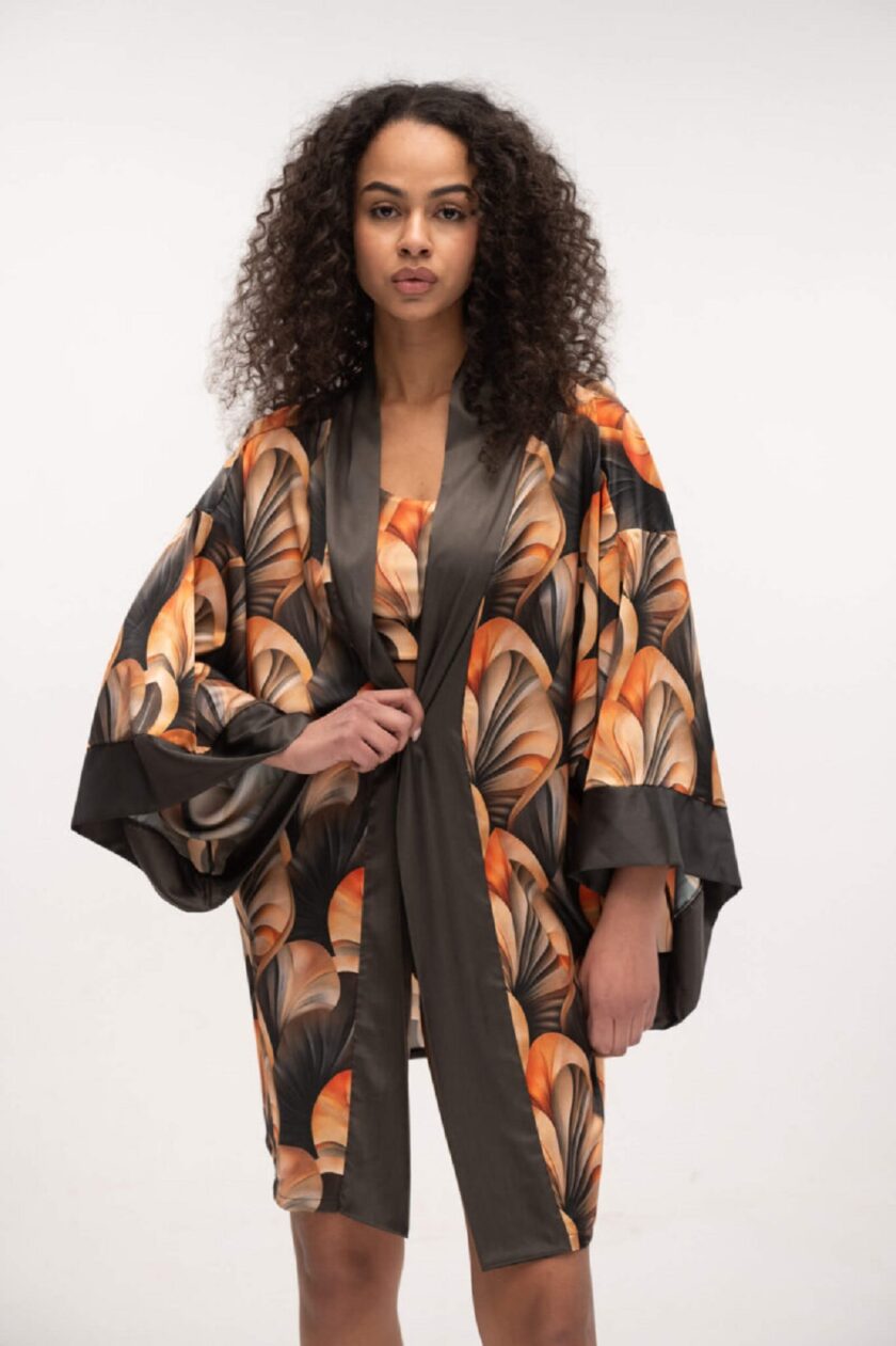Satin Kimono - Coral Sand lovebyhands.gr