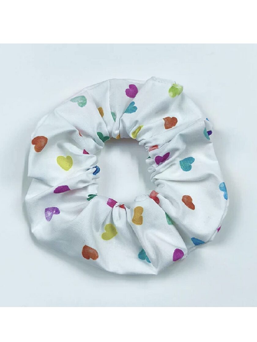 Scrunchie με καρδούλες lovebyhands.gr