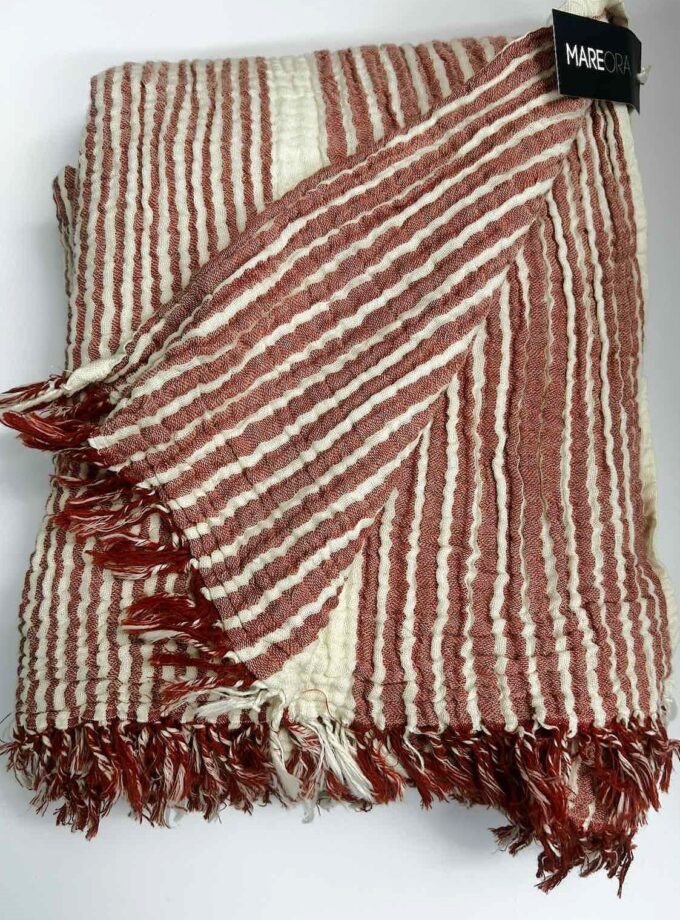 Mousse Towel - Bordeaux lovebyhands.gr