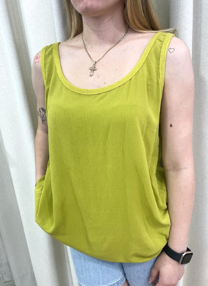 Basic Top – Bright Green lovebyhands.gr