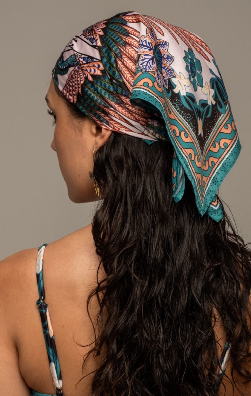 Prosperity Scarf lovebyhands.gr