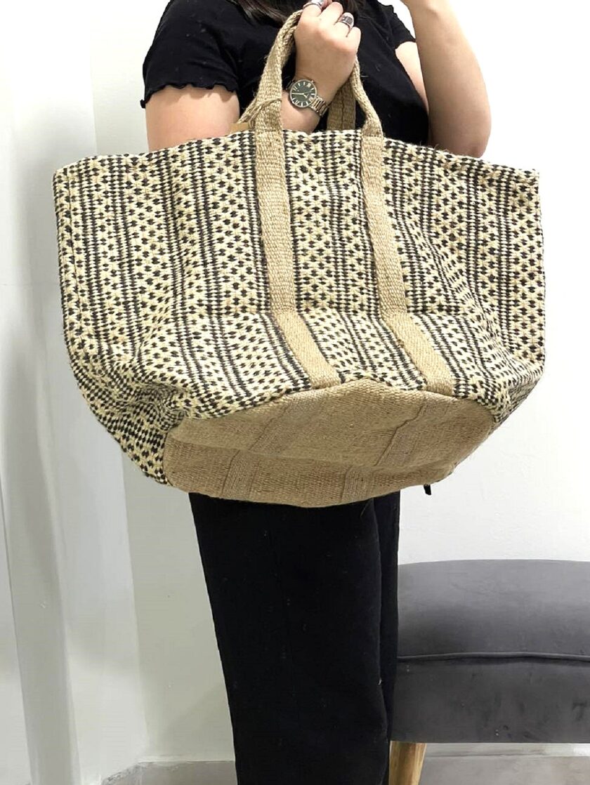 Beach Bag – Beige & Black lovebyhands.gr
