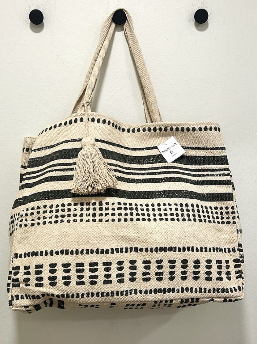 Beach Bag – Black & Beige lovebyhands.gr
