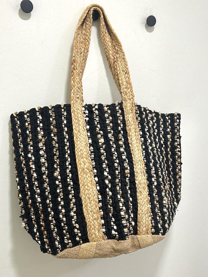 Beach Bag - Black and White lovebyhands.gr