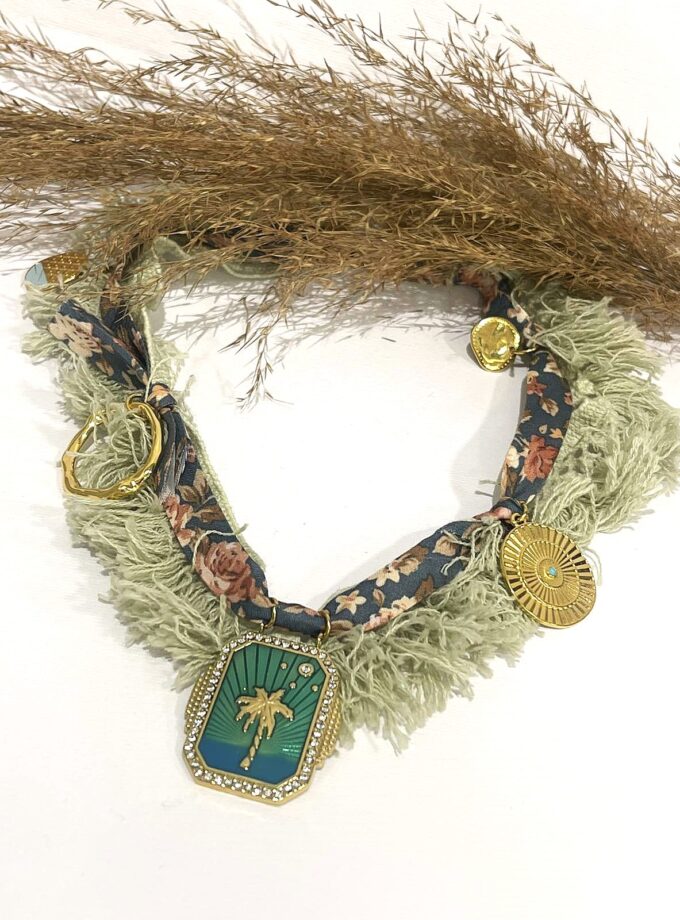 Selly Necklace - Light Green lovebyhands.gr