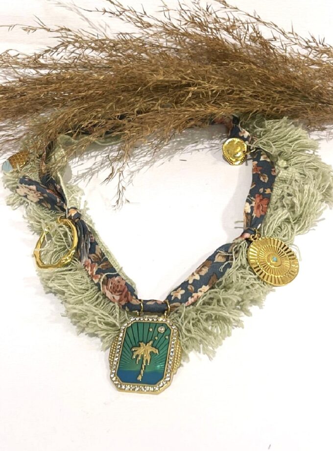 Selly Necklace - Light Green lovebyhands.gr