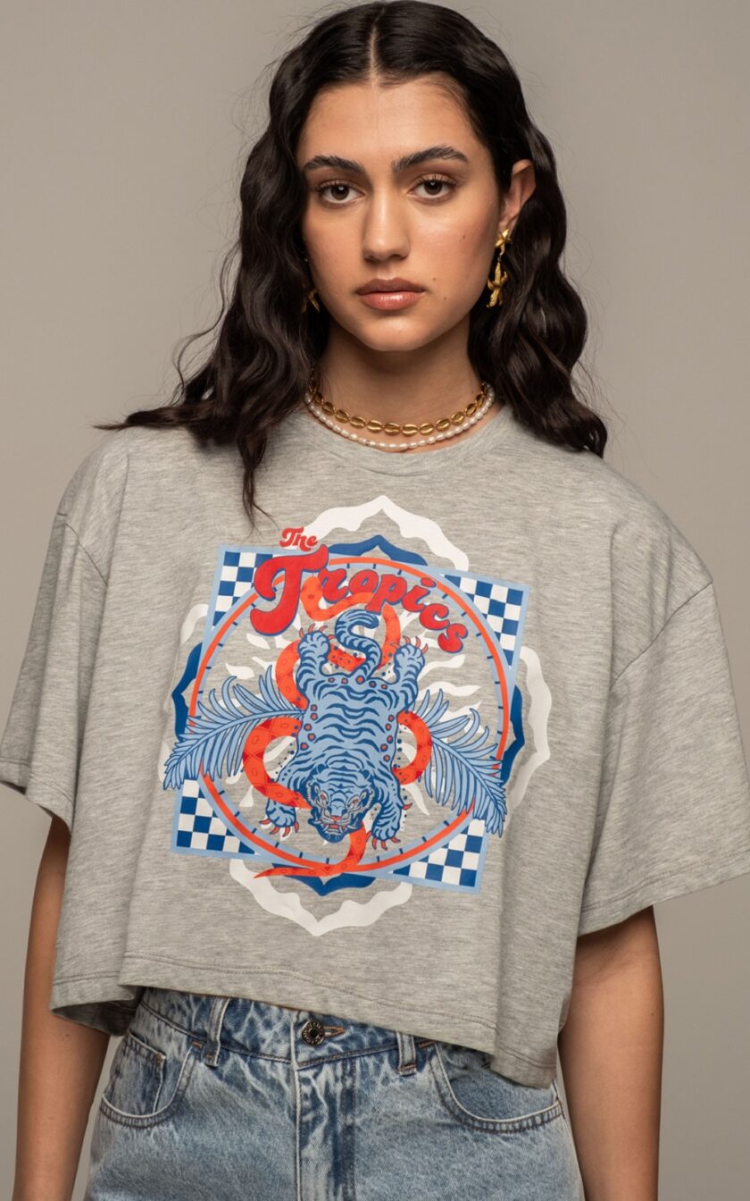 Voyage Crop T-Shirt lovebyhands.gr